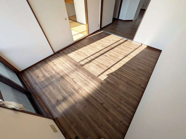 シャーメゾン緑井B棟のその他