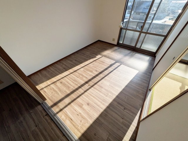 シャーメゾン緑井B棟の内装