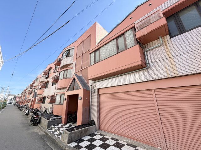 サンプロムナードの外観