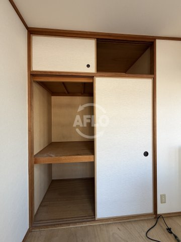 ル・グラン須賀の森の収納|押入