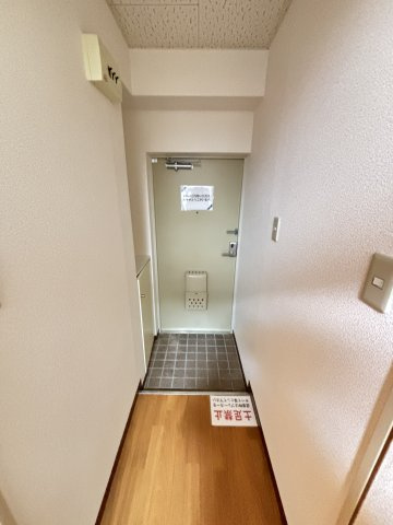 【玄関】