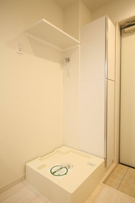 【設備】 | Casa Dolce Higashi Nakano | 室内洗濯機置場