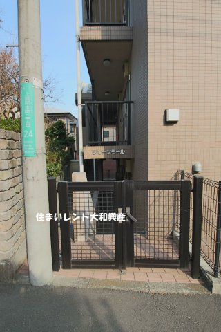 グリーンモールのエントランス