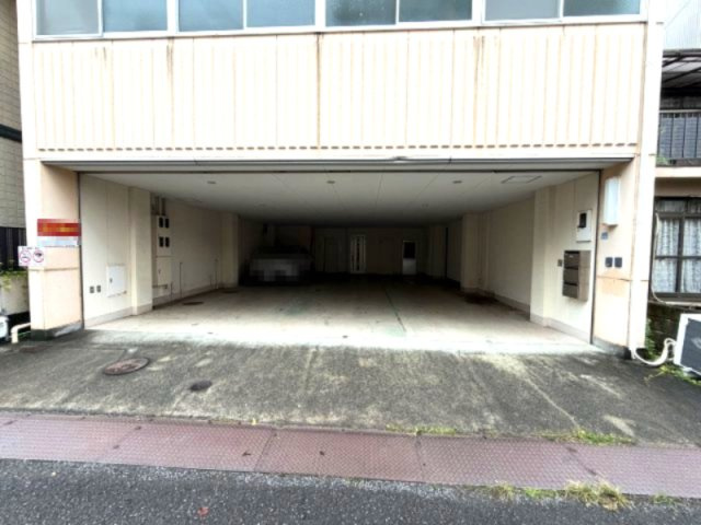 【駐車場】の画像