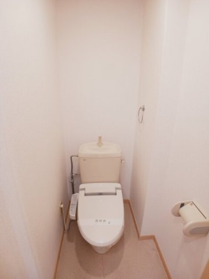 【トイレ】 | コンフォール | 落ち着いた色調のトイレです