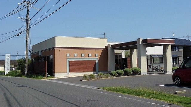 サニー・ブリーズ金屋Ｃの周辺|かたおかクリニックまで1300m