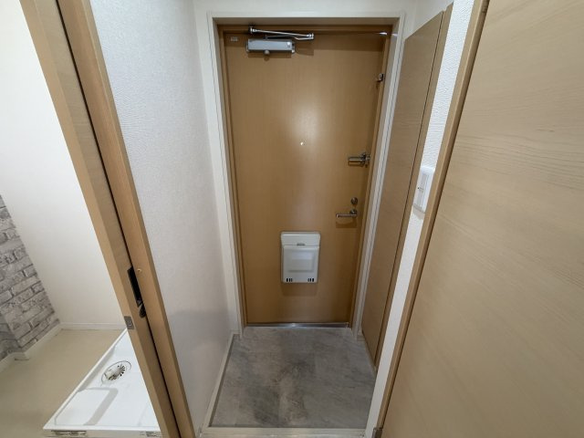 リープラス立花の玄関