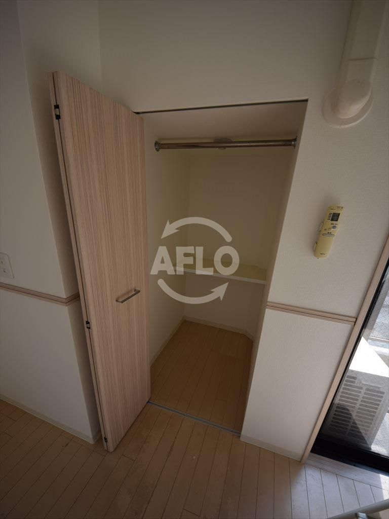 CITYSPIRE堺筋本町の収納|リトルリバー本町橋　ウォークインクローゼット