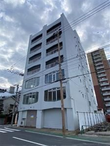MOON片野の外観