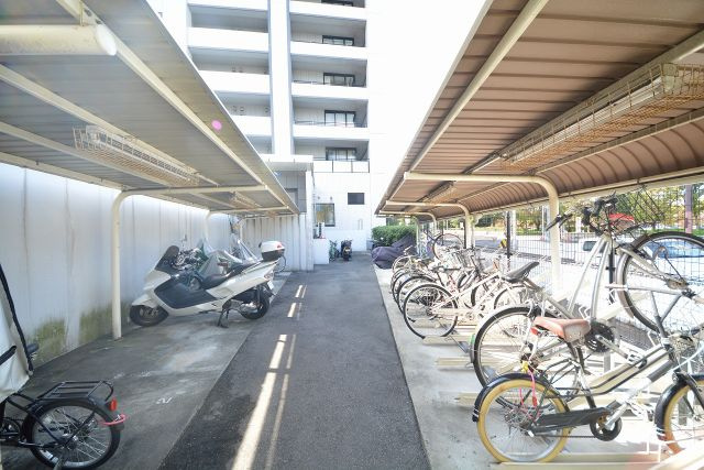 メゾン・ド・ヴィレ大阪城公園前のその他共用部分|メゾン・ド・ヴィレ大阪城公園前　駐輪場