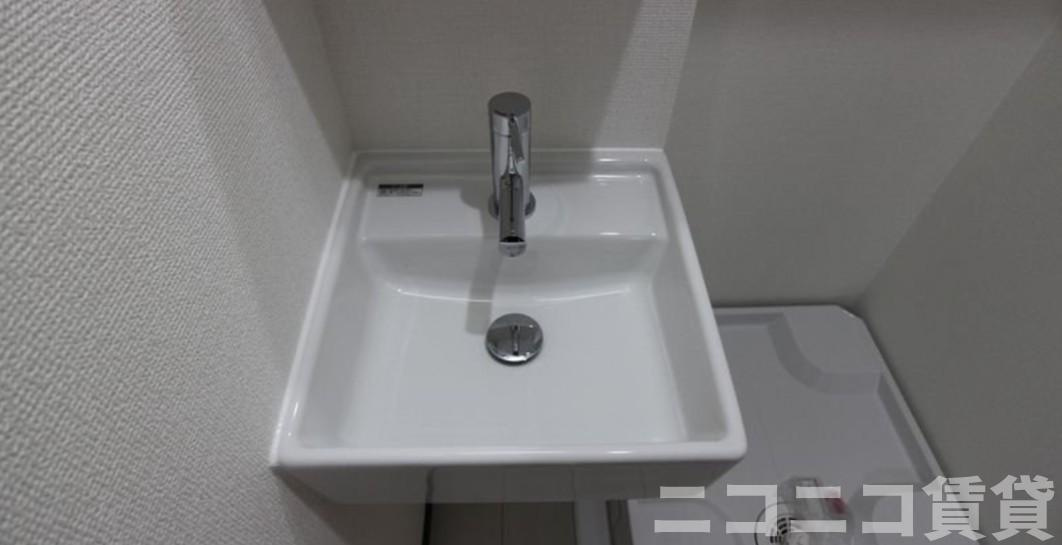 川崎市中原区市ノ坪のアパートの洗面所|別号室イメージの為、現状を優先致します。