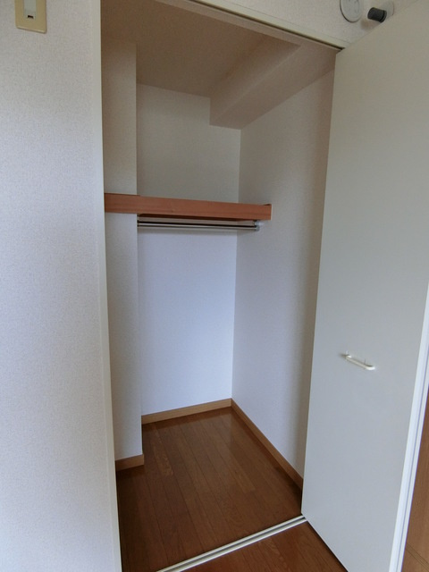 マンション　ラ・ベルヴィの収納