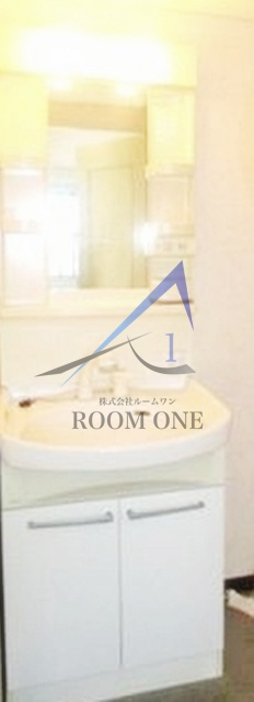 メゾン貝塚の洗面所|洗面台です。
