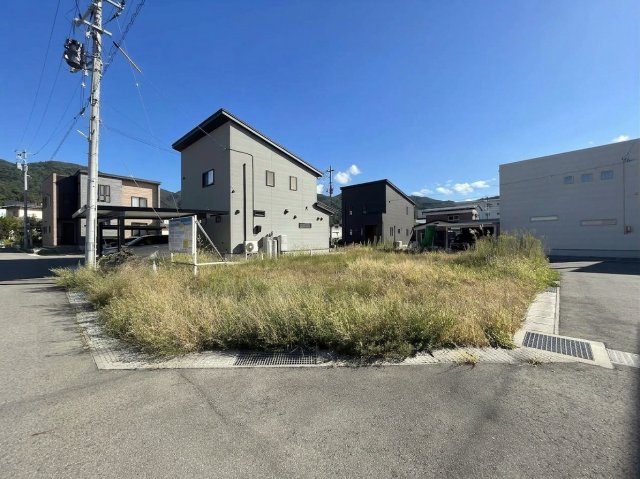 【建築条件付き売地】　会津若松市天寧寺町　東山小・第二中の外観|落ち着いた環境の閑静な住宅街です！緑豊かで趣のある御薬園が徒歩圏内です！