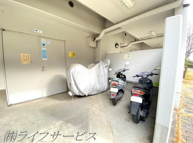 【その他共用部分】 | アーベイン東三国３０号棟 | バイク置場
