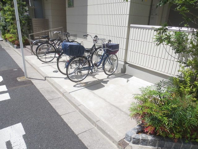 レアメリアの設備|★駐輪場★