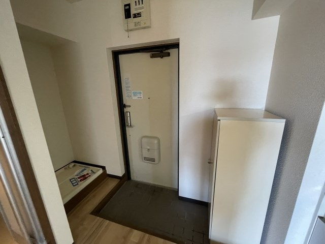 ウイング高丘Ⅴ の玄関