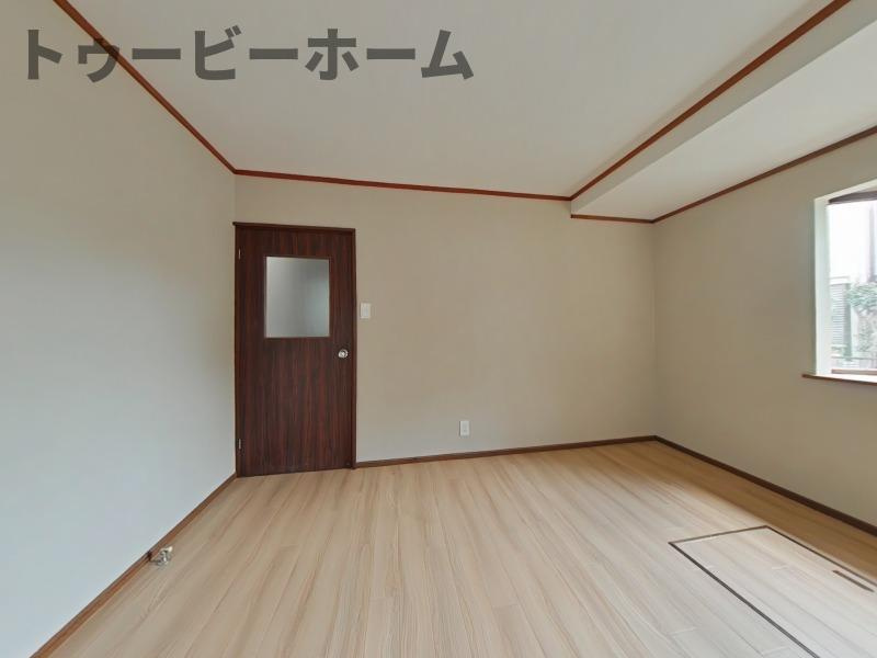 小手指ガーデン戸建の洋室|個人の部屋や寝室として使える洋室です