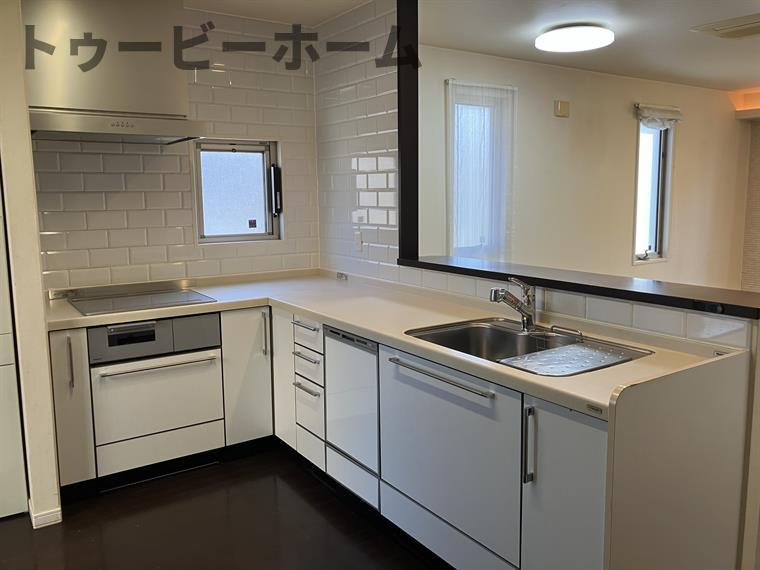 緑町戸建のキッチン|お料理しやすいキッチンです