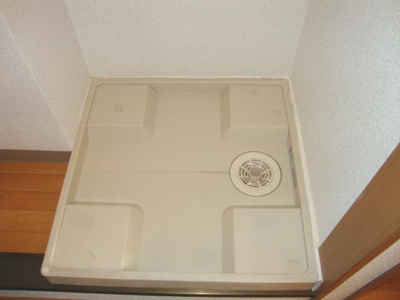 【設備】 | サンヒルズ新木 | 洗濯機置場