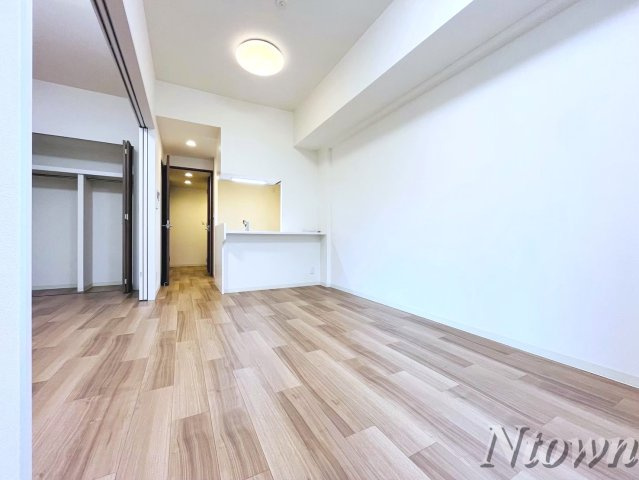 【居間・リビング】 | プレサンス丸の内リラティ | ゆったり過ごせる居間です