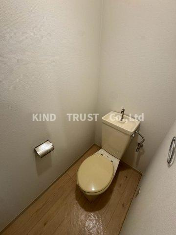 メゾンベルクレール中津のトイレ|清潔感のあるトイレです