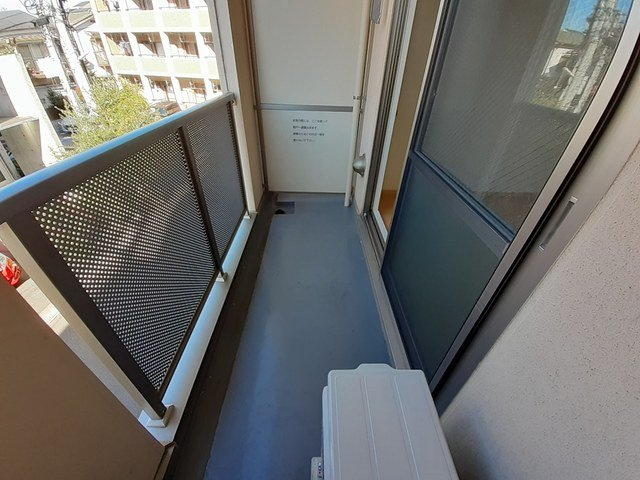 あすなろハウスⅡのバルコニー