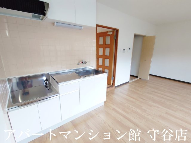 NKマンション第2の居間・リビング