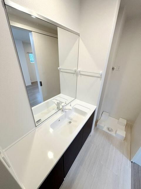 ＦＵＪＩＳＯＲＡ　ＣＯＵＲＴ　ＳＨＩＭＯＵＭＡの洗面所|忙しい朝には欠かせない洗面所です