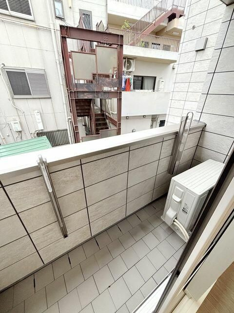 ＦＵＪＩＳＯＲＡ　ＣＯＵＲＴ　ＳＨＩＭＯＵＭＡのバルコニー|落ち着いた時間を過ごせるバルコニーです