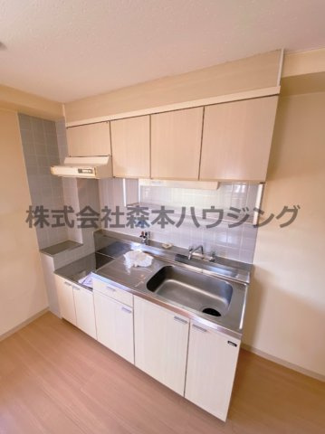 【キッチン】 | 　ペルフメリア・コーテラⅡ | お料理しやすいキッチンです
