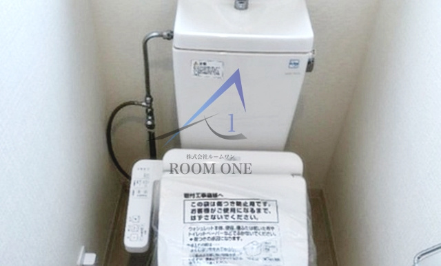 ＡＲＴＥＳＳＩＭＯ　ＳＨＩＭＵＲＡＳＡＫＡＵＥのトイレ|トイレです。