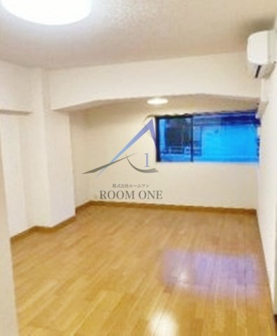 リウズヒル氷川台の居間・リビング|洋室のお部屋です。