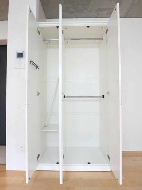 レクラン用賀の収納|こまごまとしたものを収納できそうですね