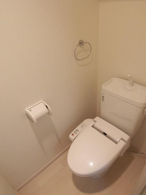 ガーランド桜新町のトイレ|シンプルで使いやすいトイレです