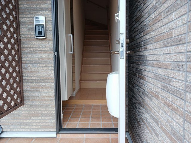 Ｃａｓａ　ＳｅｒｅｎｏⅠの玄関|落ち着いた玄関です