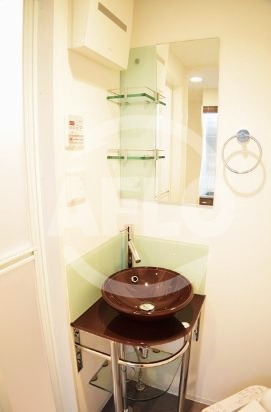 ラシュレエグゼ難波南の独立洗面台|ラシュレエグゼ難波南　独立洗面化粧台