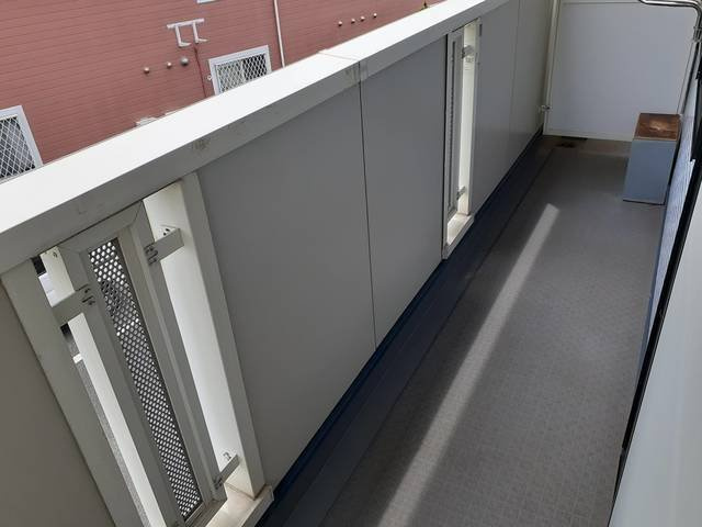 ルヴォワールのバルコニー
