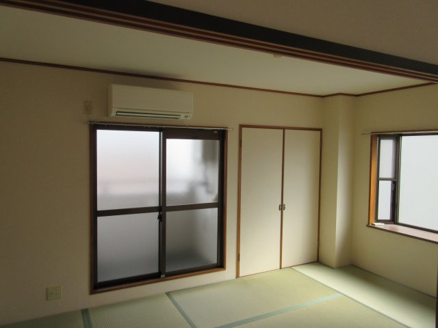 グランドハイツユタカⅠの和室