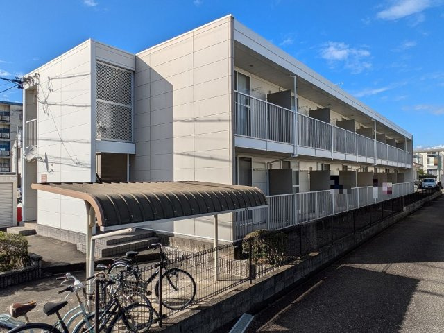 レオパレスセジュール弐番館の外観