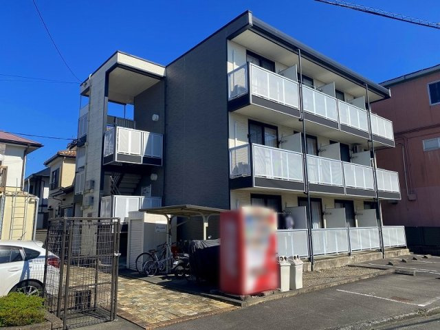 レオパレスコスモ川合の外観