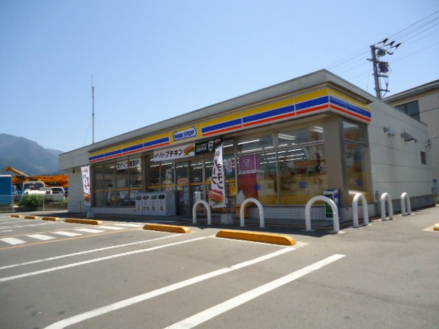 ル・ドーモ　くすの木の周辺|ミニストップ新居浜松原町店まで517ｍ