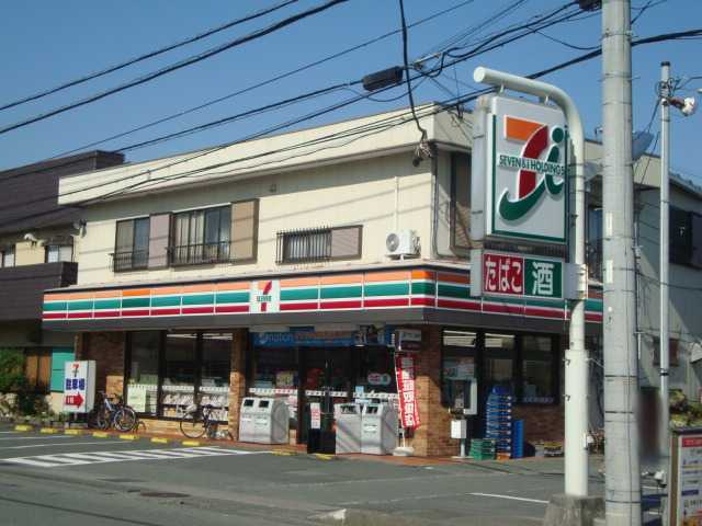サンモールパレスの周辺|その他「セブンイレブンまで640m」