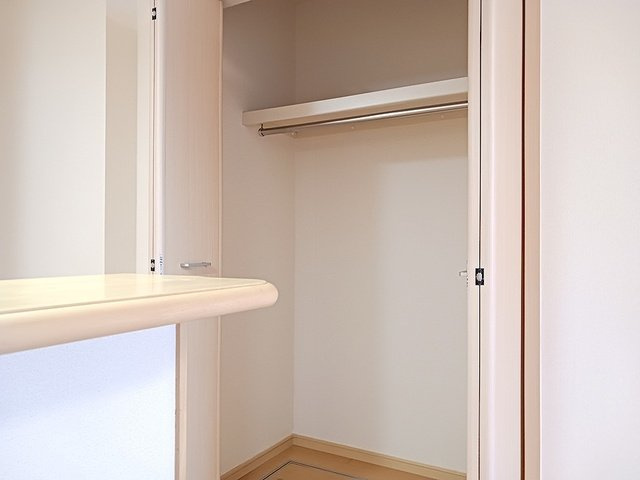 クロワールベルＡの収納
