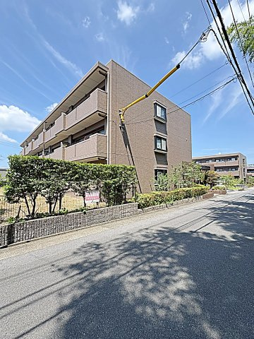 ピアネーズ神ノ倉の外観