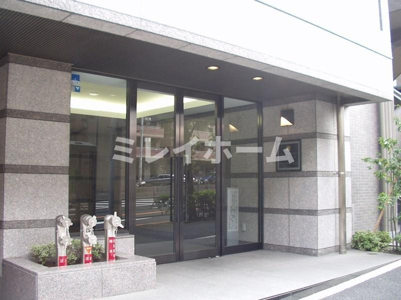 ルーブル西五反田弐番館のエントランス