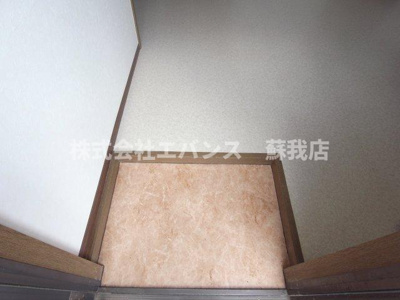 【玄関】 | ベルゾーネ仁戸名 | シンプルで使いやすい玄関です