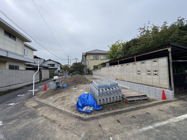 新築　前橋市古市町１丁目　LIGNAGE　１号棟の駐車場|現地写真　駐車スペースは並列2台分可能です！
