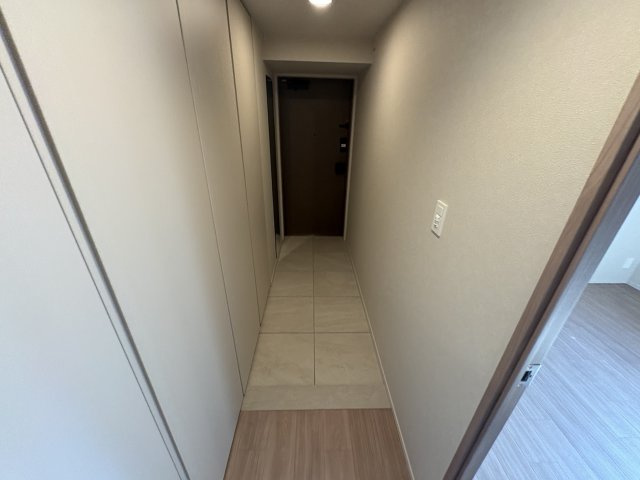 【玄関】 | シーズンフラッツ南森町PREMIER