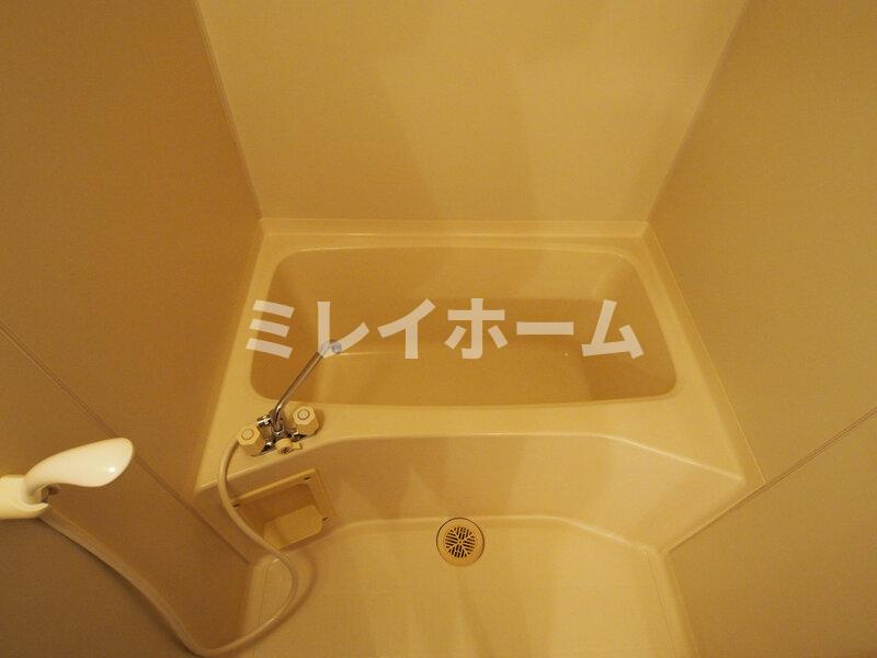レヴァンテシブヤの浴室